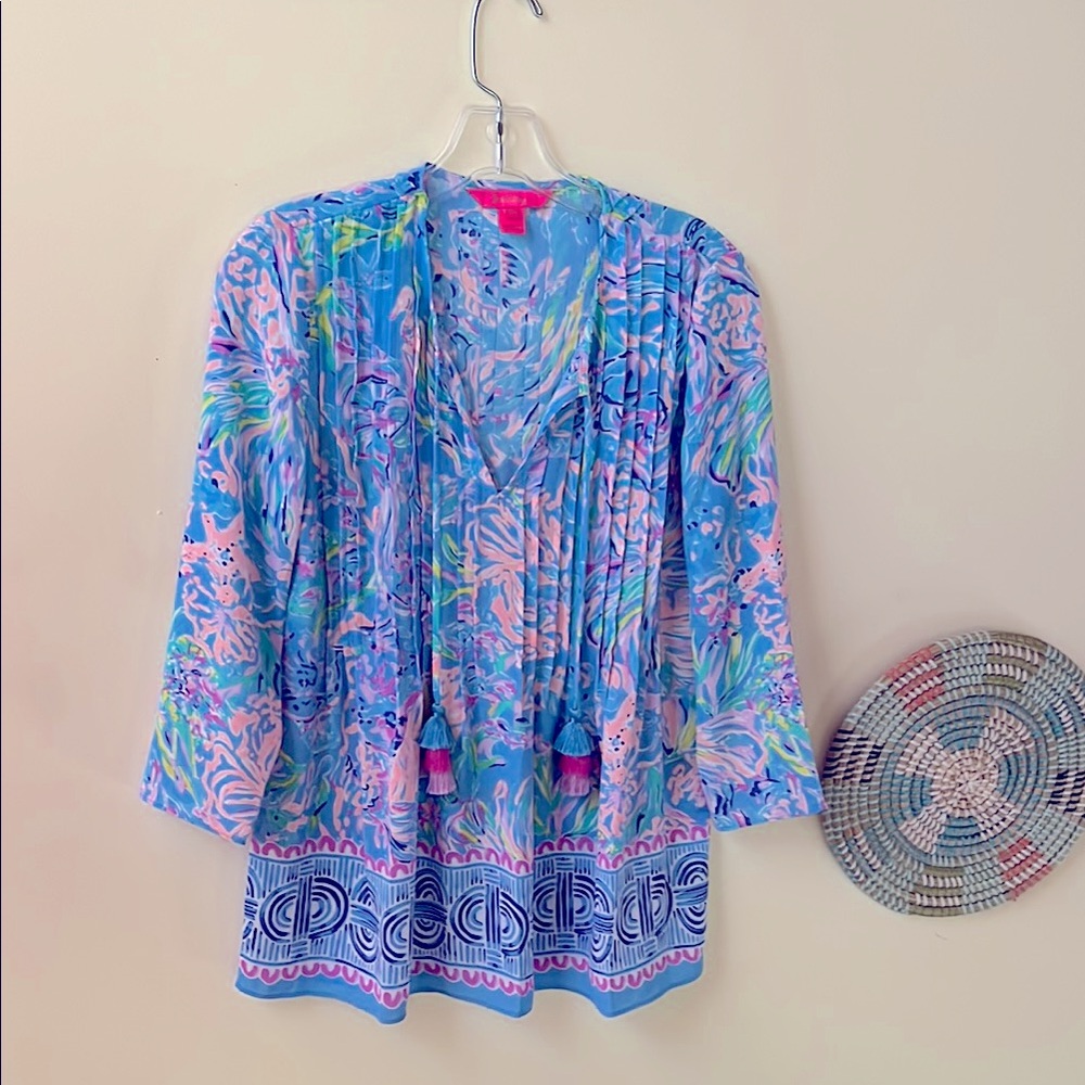 Lilly Pulitzer Size XXS Marlina V Neck Tasseled 3/4 Sleeve Women’s Blouse